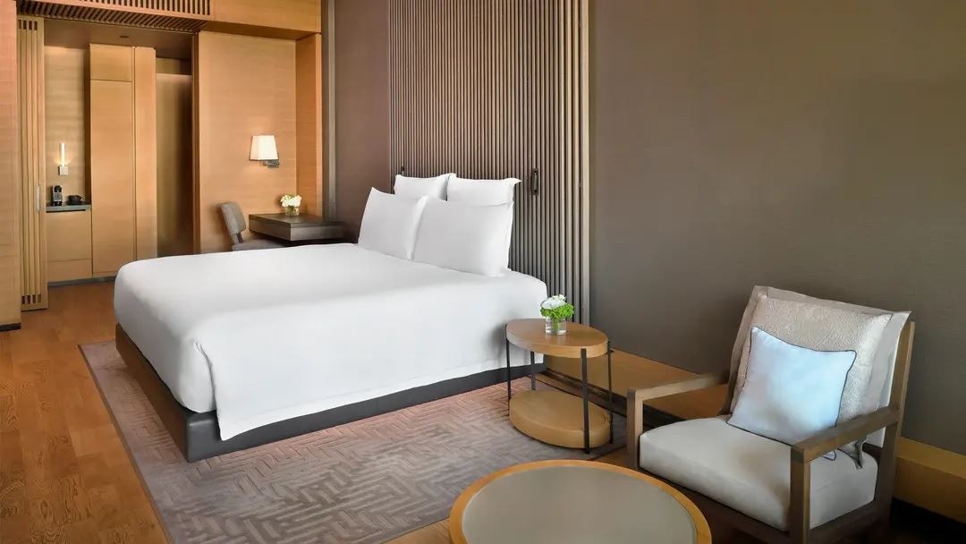 rooms-family-room