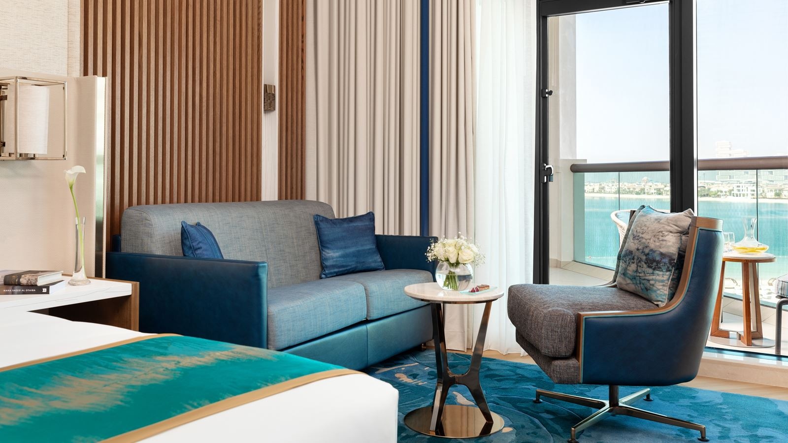 rooms-luxury-family-palm-sea-view-room