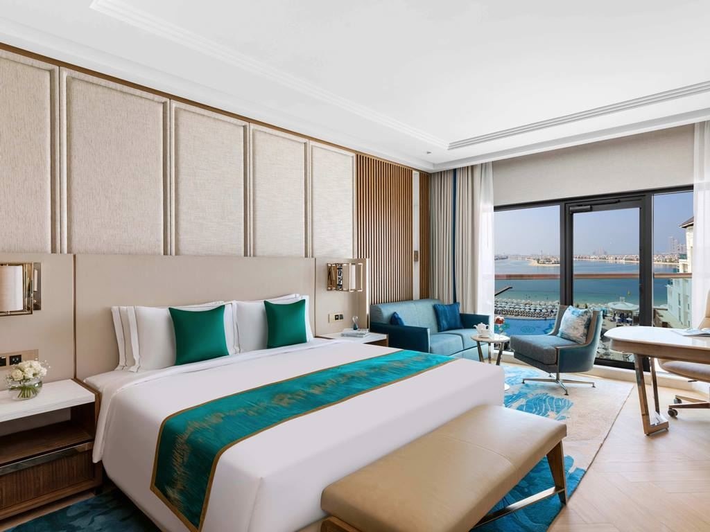 rooms-luxury-palm-sea-view-room