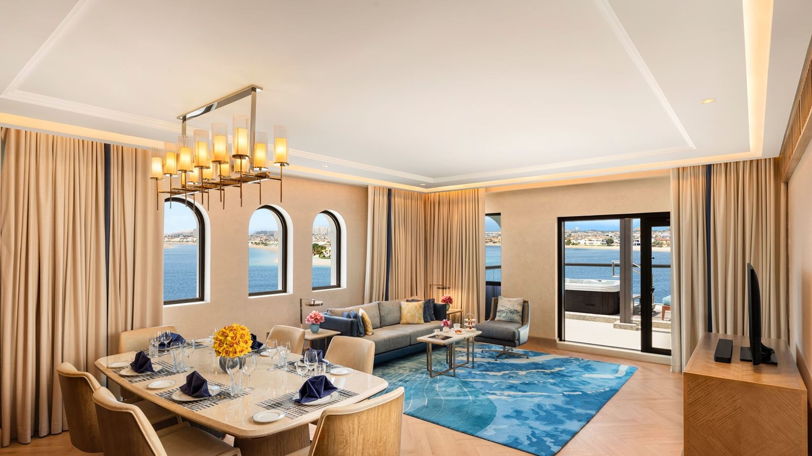 rooms-grand-luxury-suite-sea-view-with-open-jacuzzi