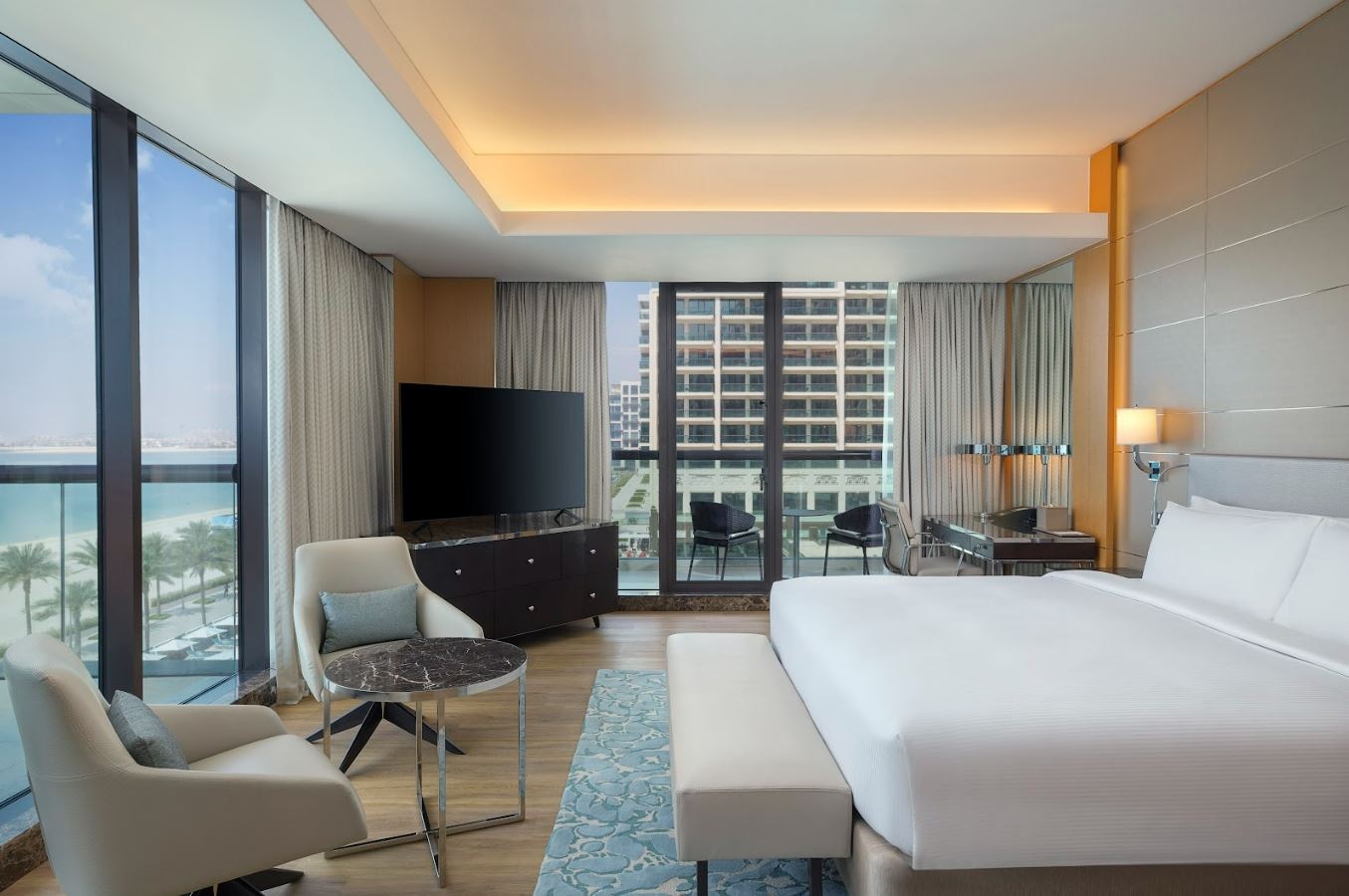 rooms-two-bedroom-suite-with-sea-view