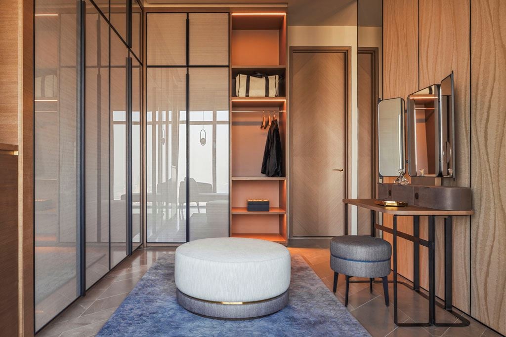 rooms-skyline-suite