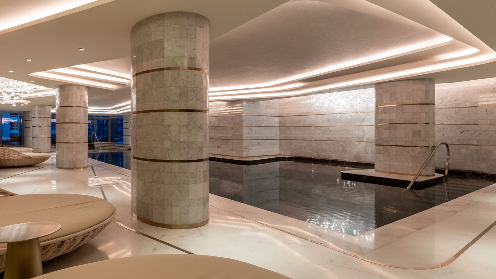 pools-indoor-pool