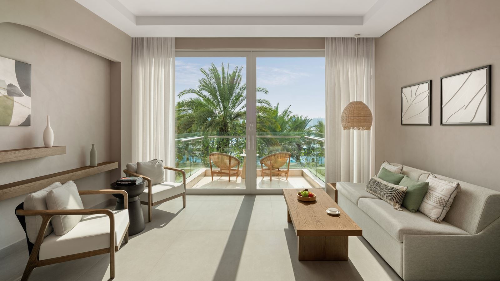 rooms-premium-room