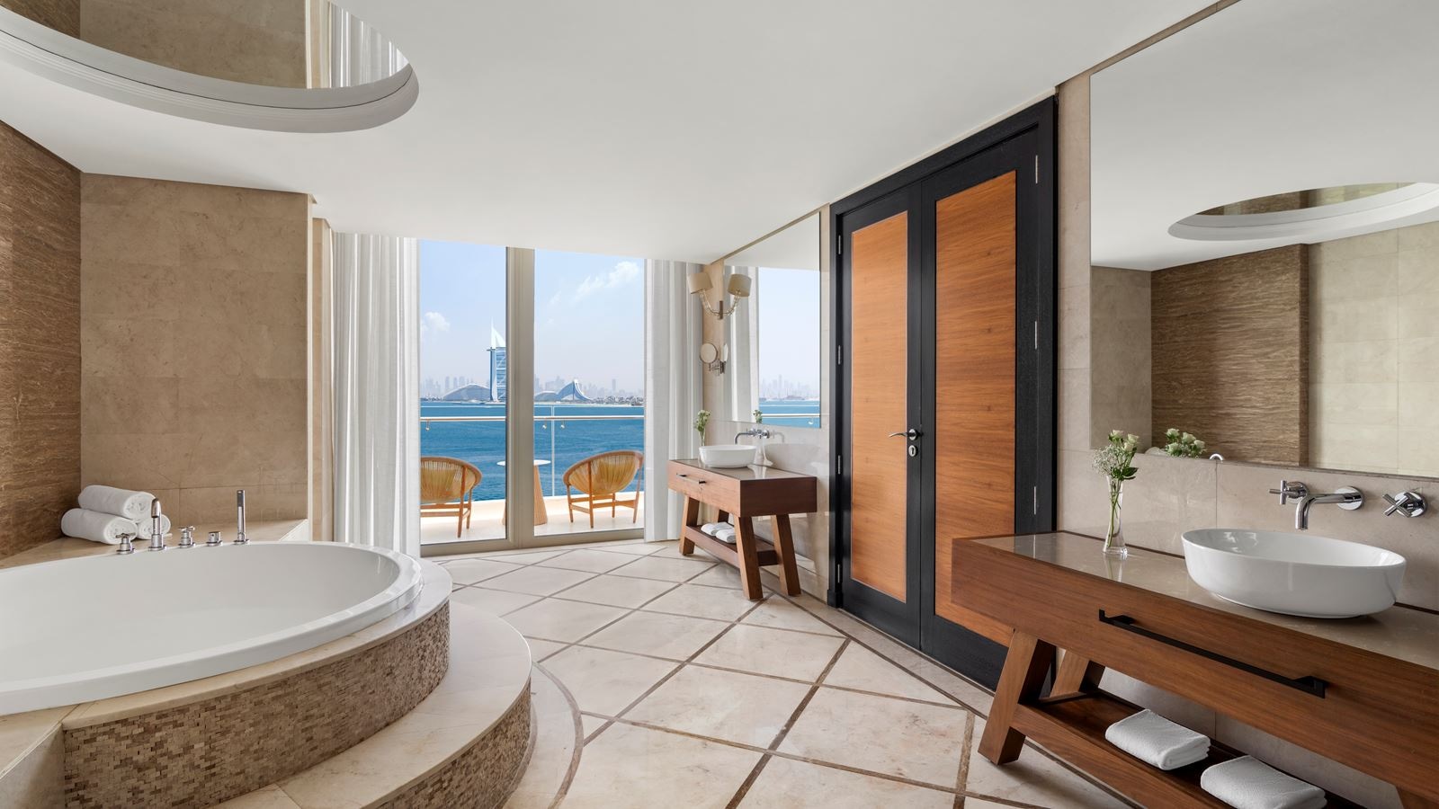 rooms-king-suite