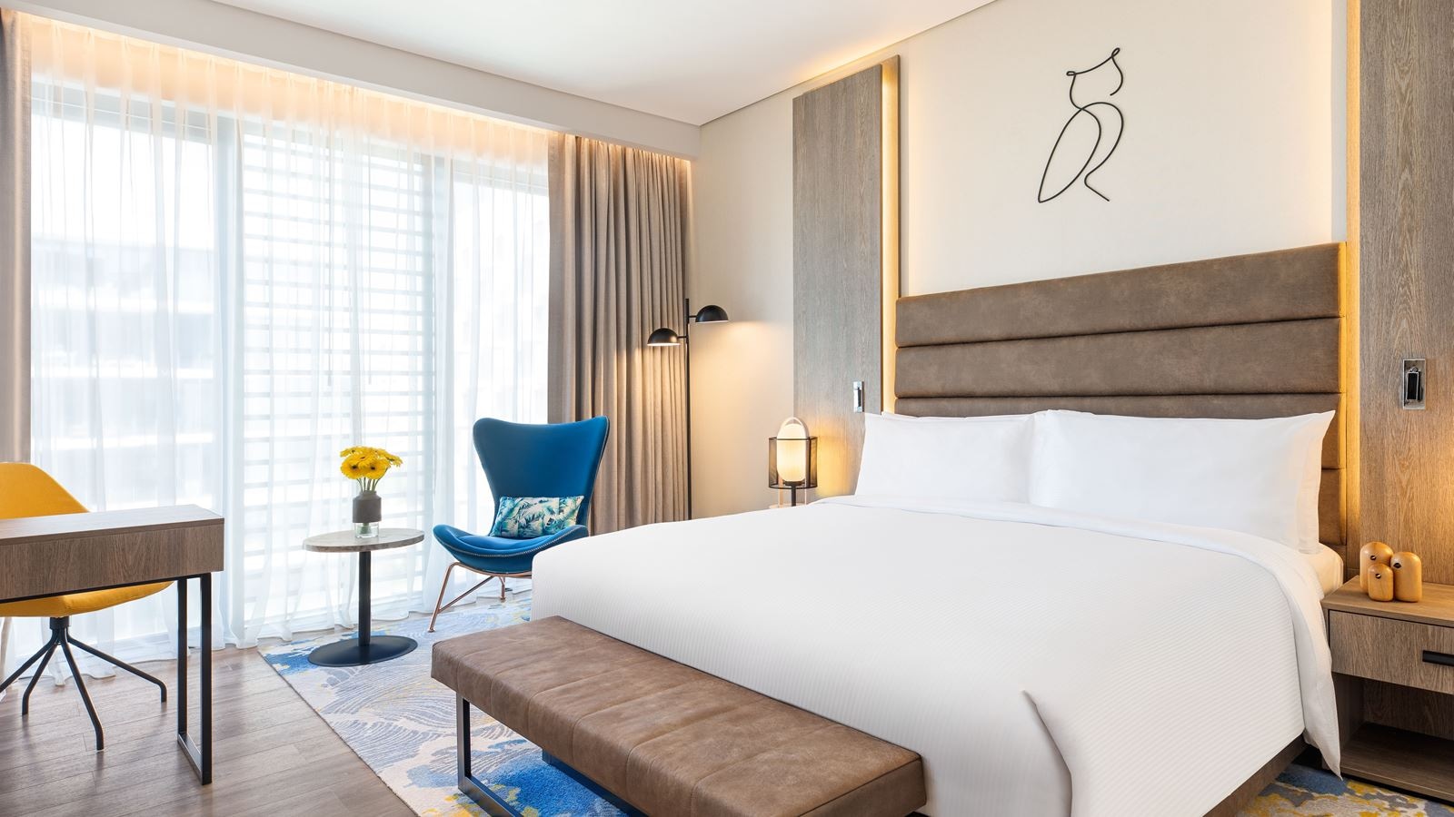 rooms-deluxe-city-view-room