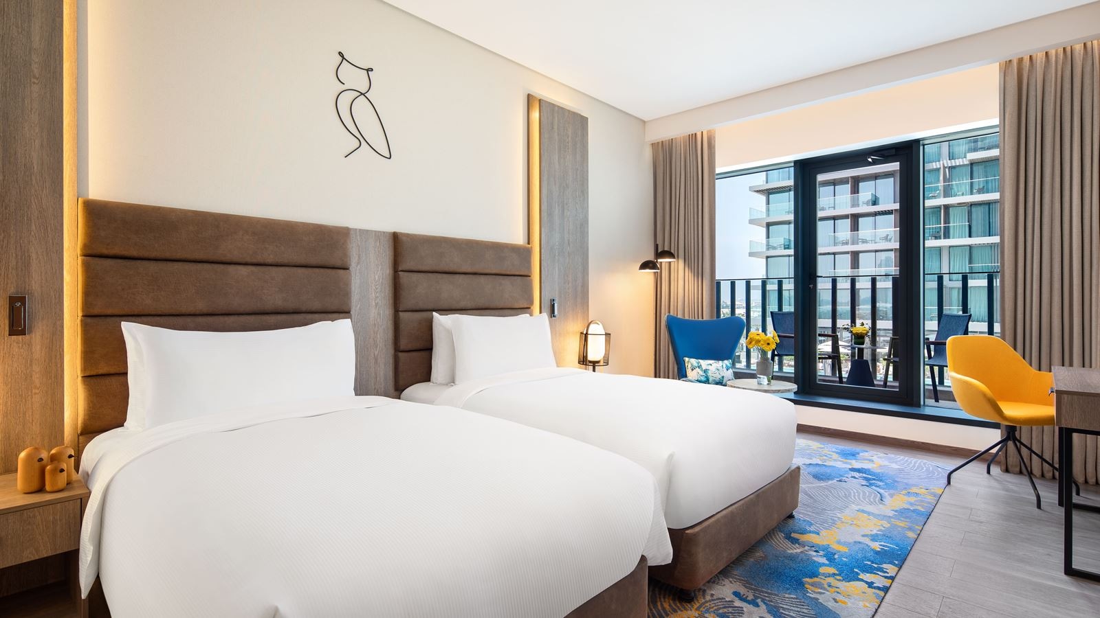 rooms-side-sea-view-with-balcony