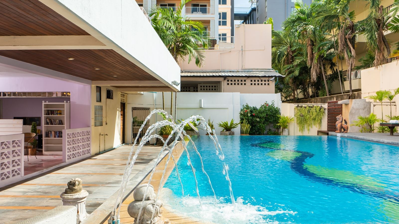 pools-outdoor-pool