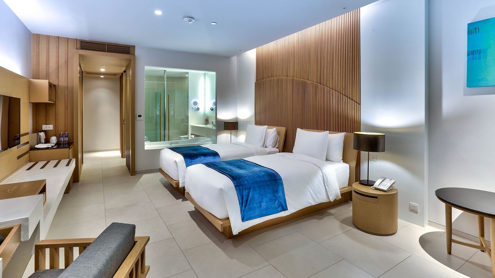 rooms-superior-room