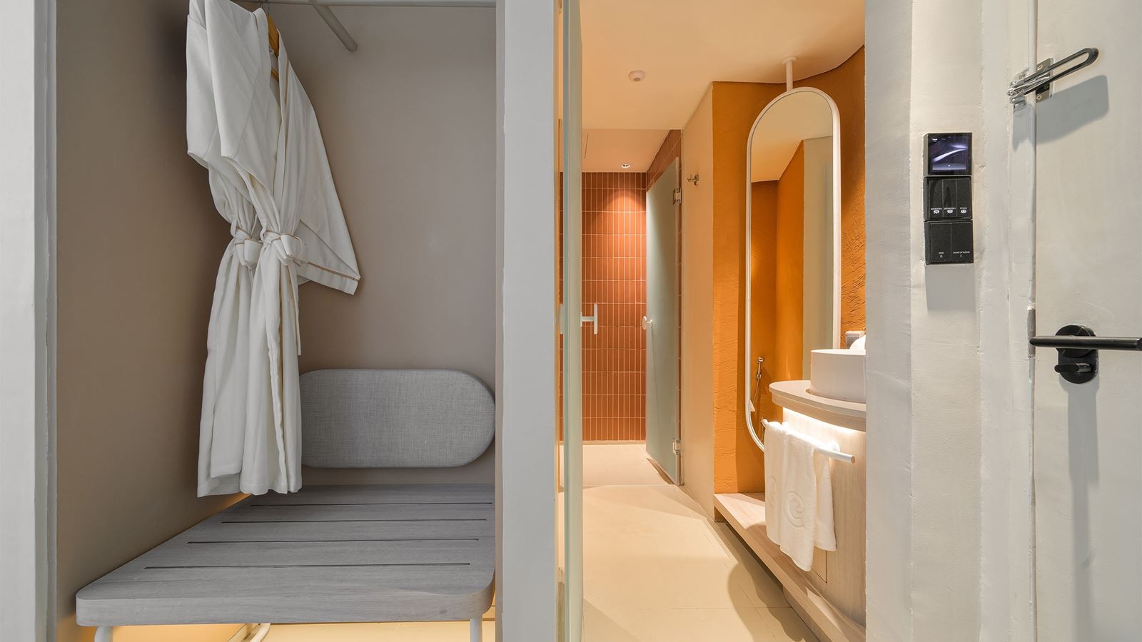 rooms-deluxe-city-view