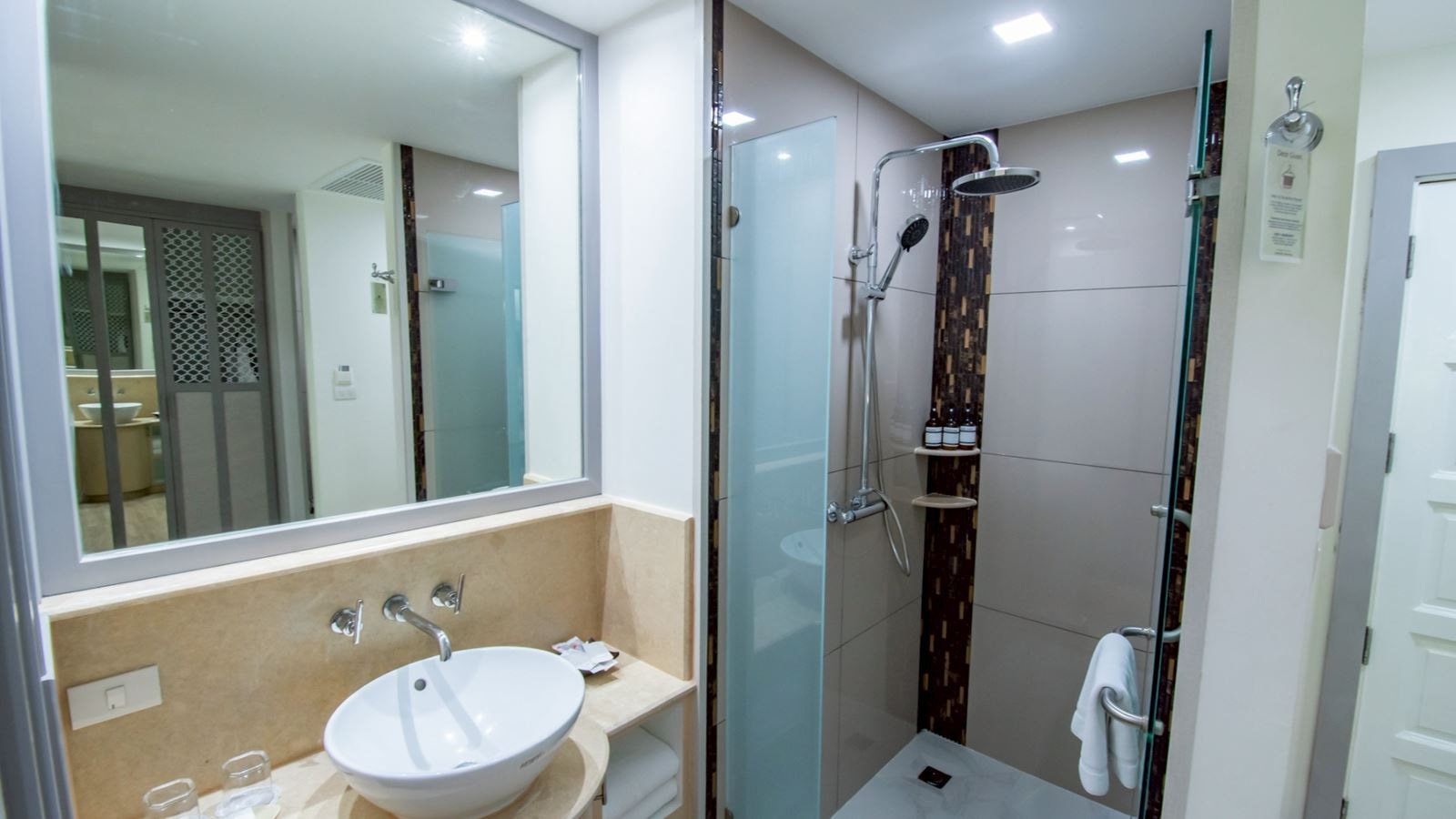 rooms-deluxe-garden-wing