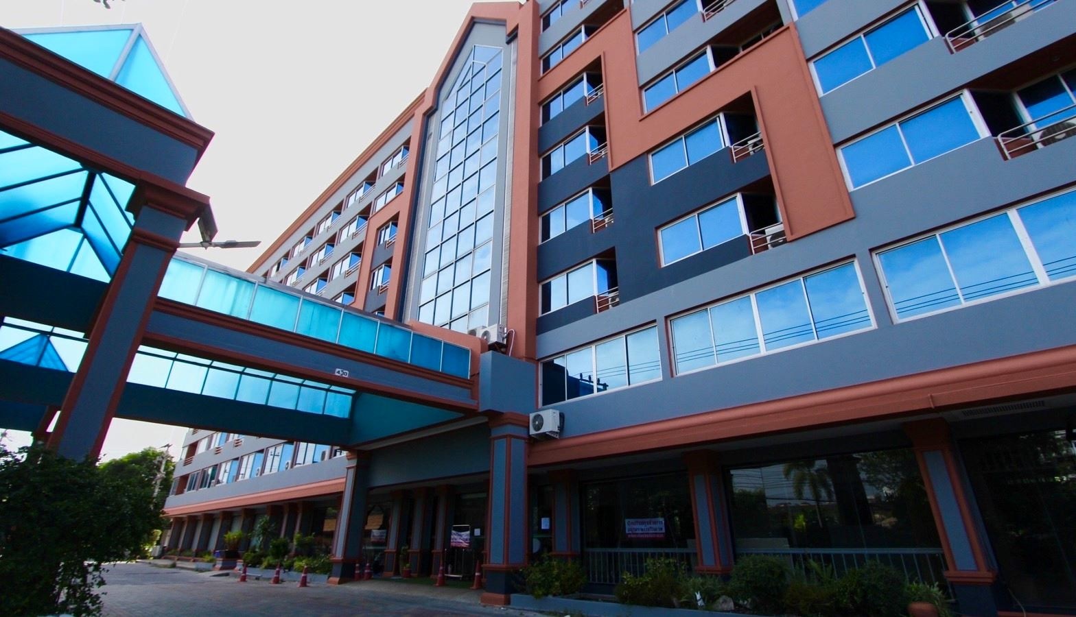 general-main-building