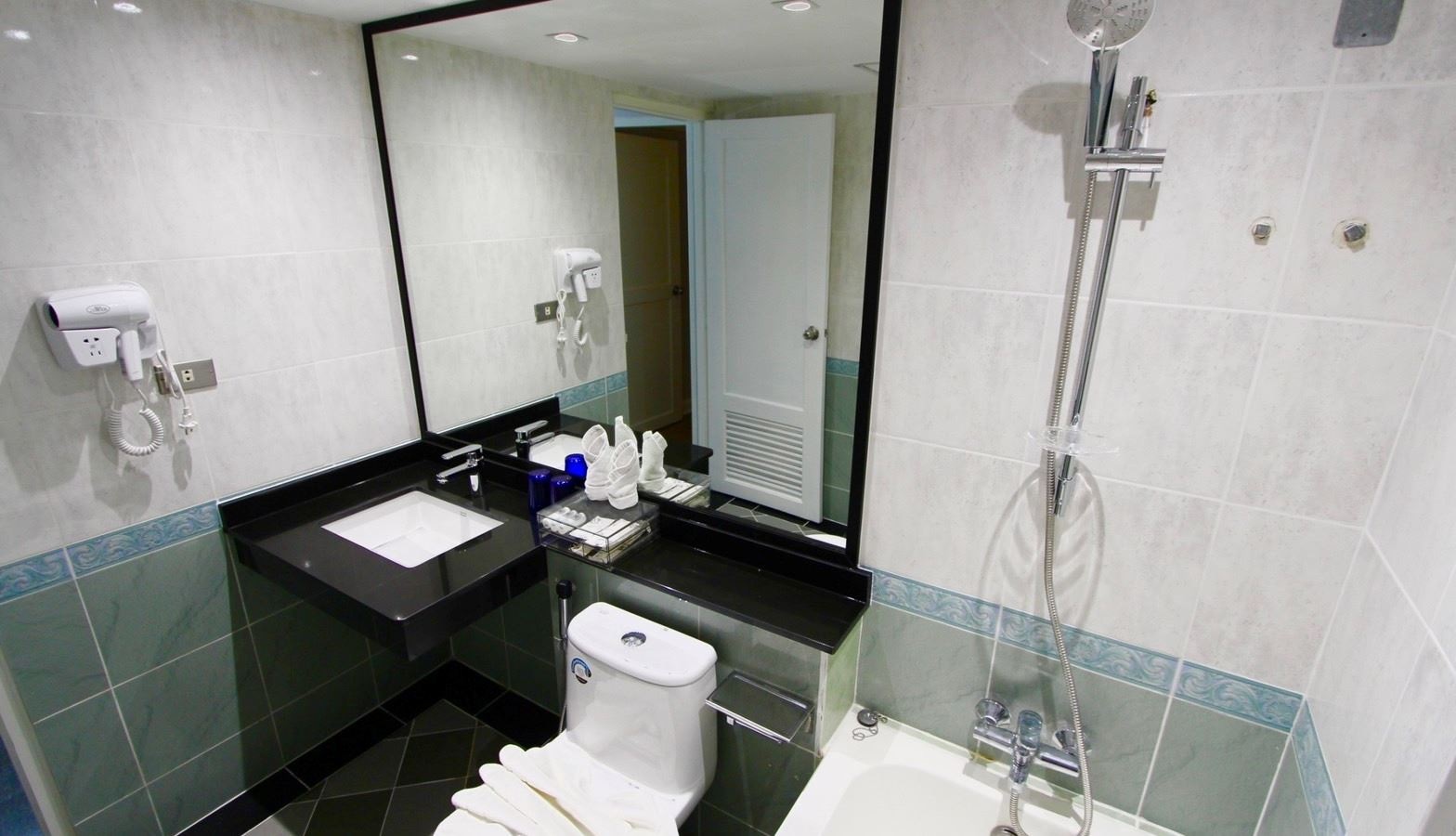 rooms-family-suite-seaview