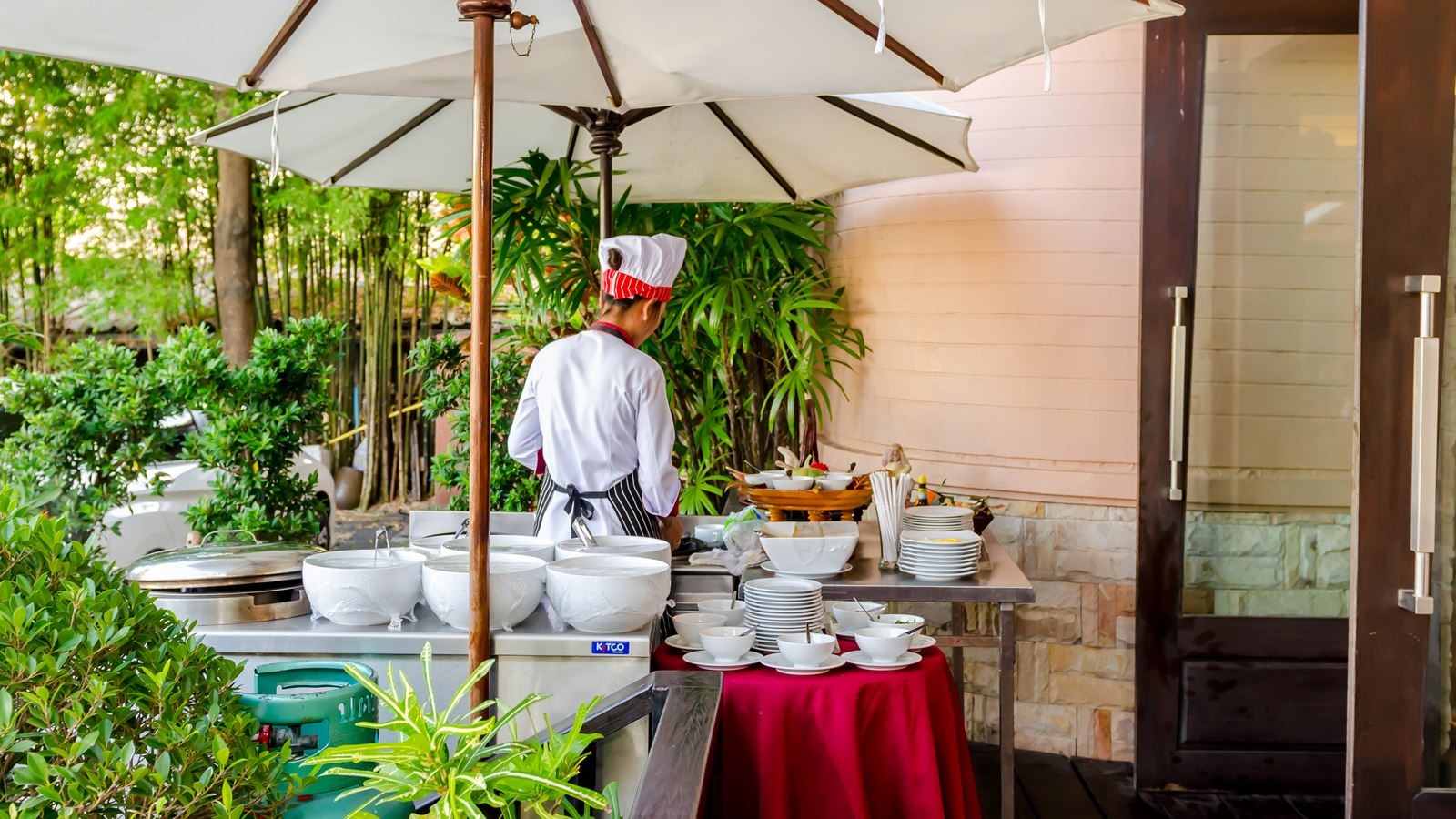 restaurants-aimaoch-restaurant