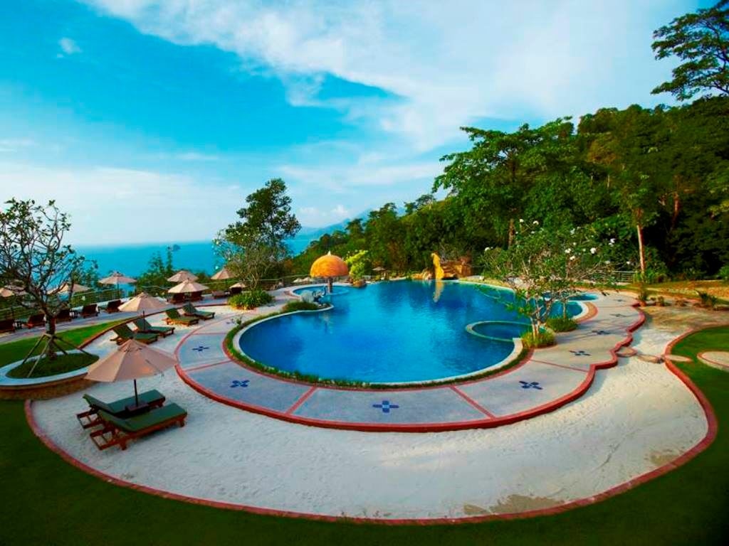 pools-outdoor-pool