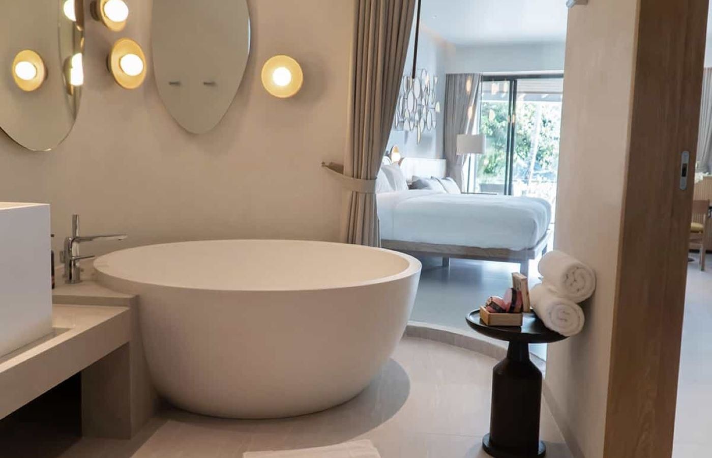 rooms-reserve-ocean