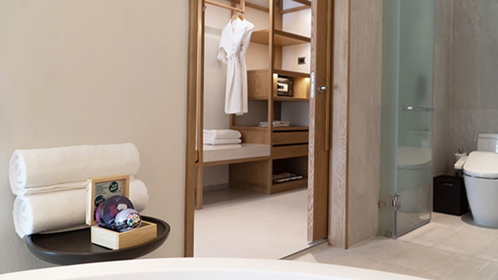 rooms-reserve-ocean