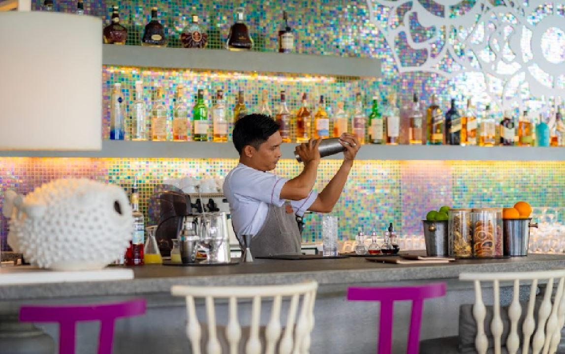 bars-cosmo-bar