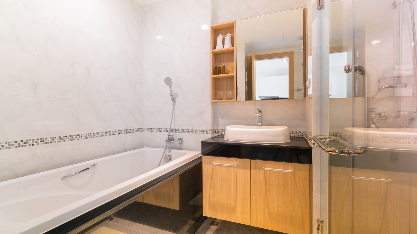 rooms-deluxe-room