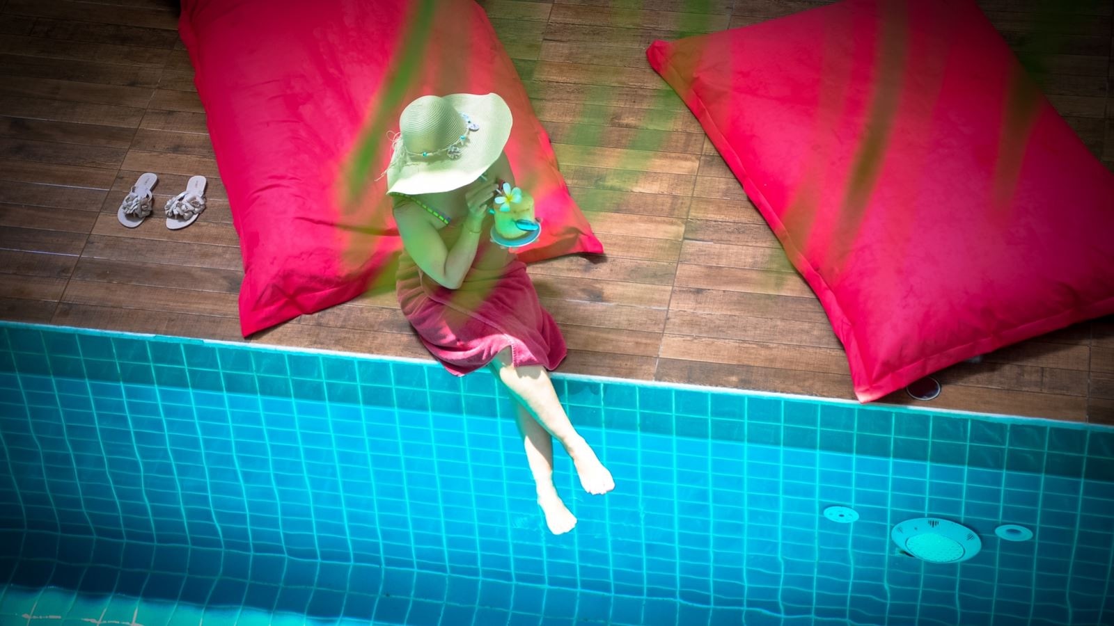 pools-indoor-pool