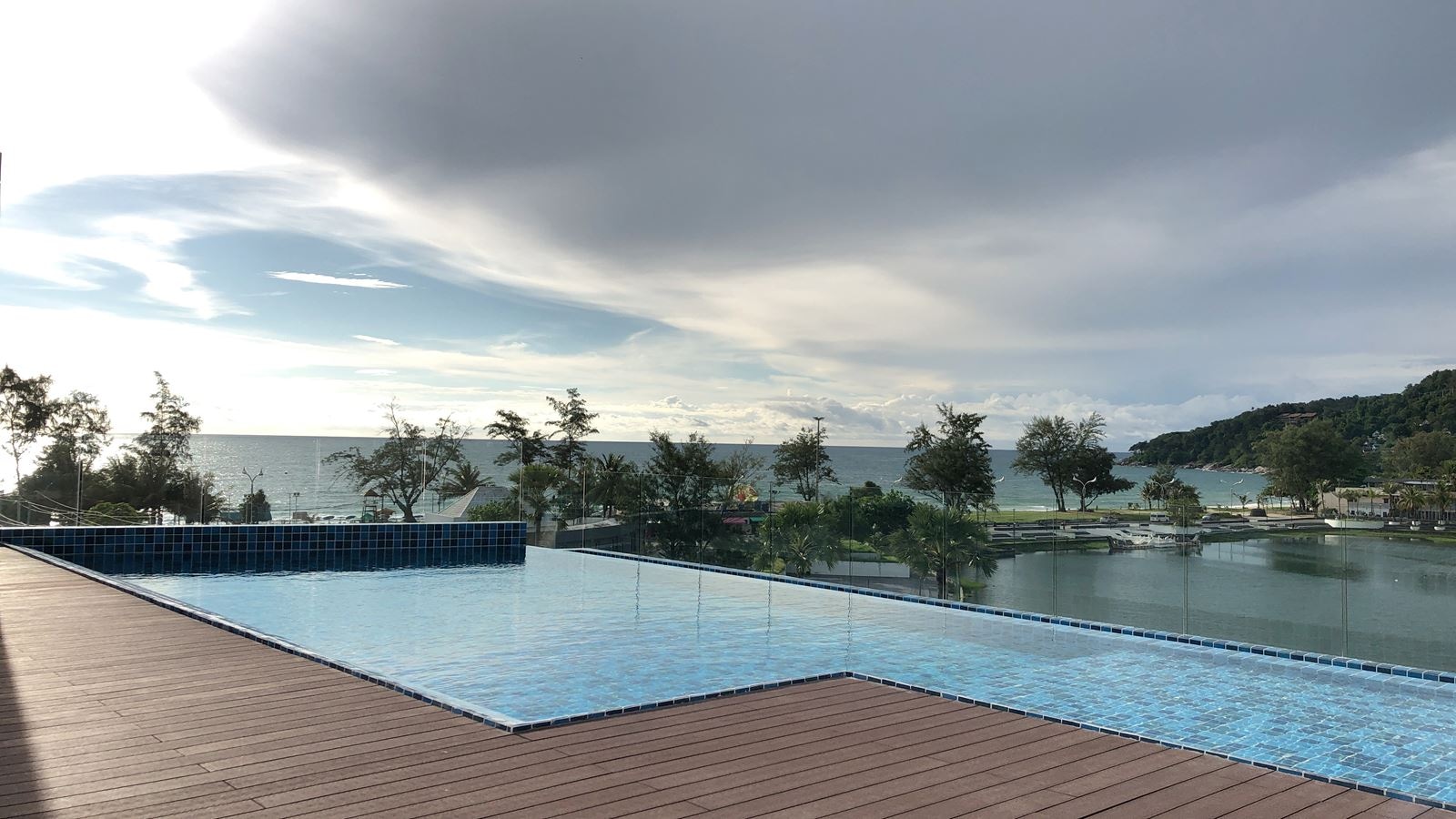 pools-outdoor-pool