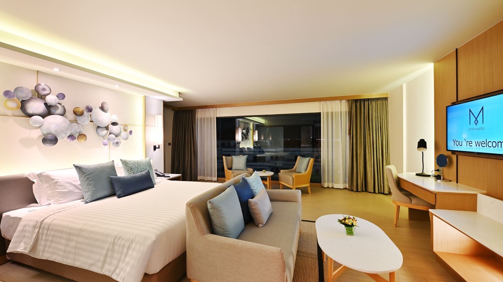 rooms-royal-suite
