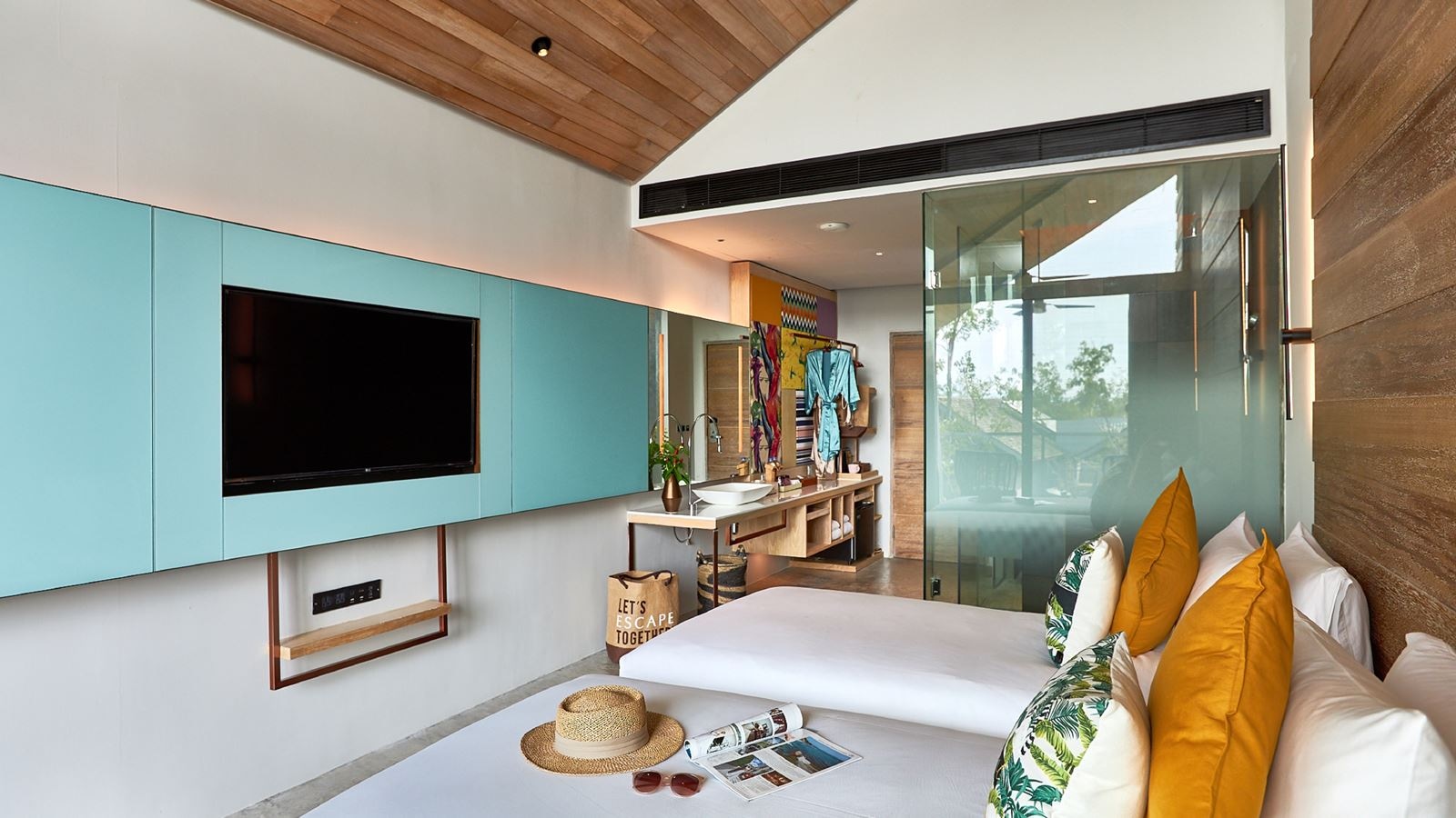 rooms-deluxe-room