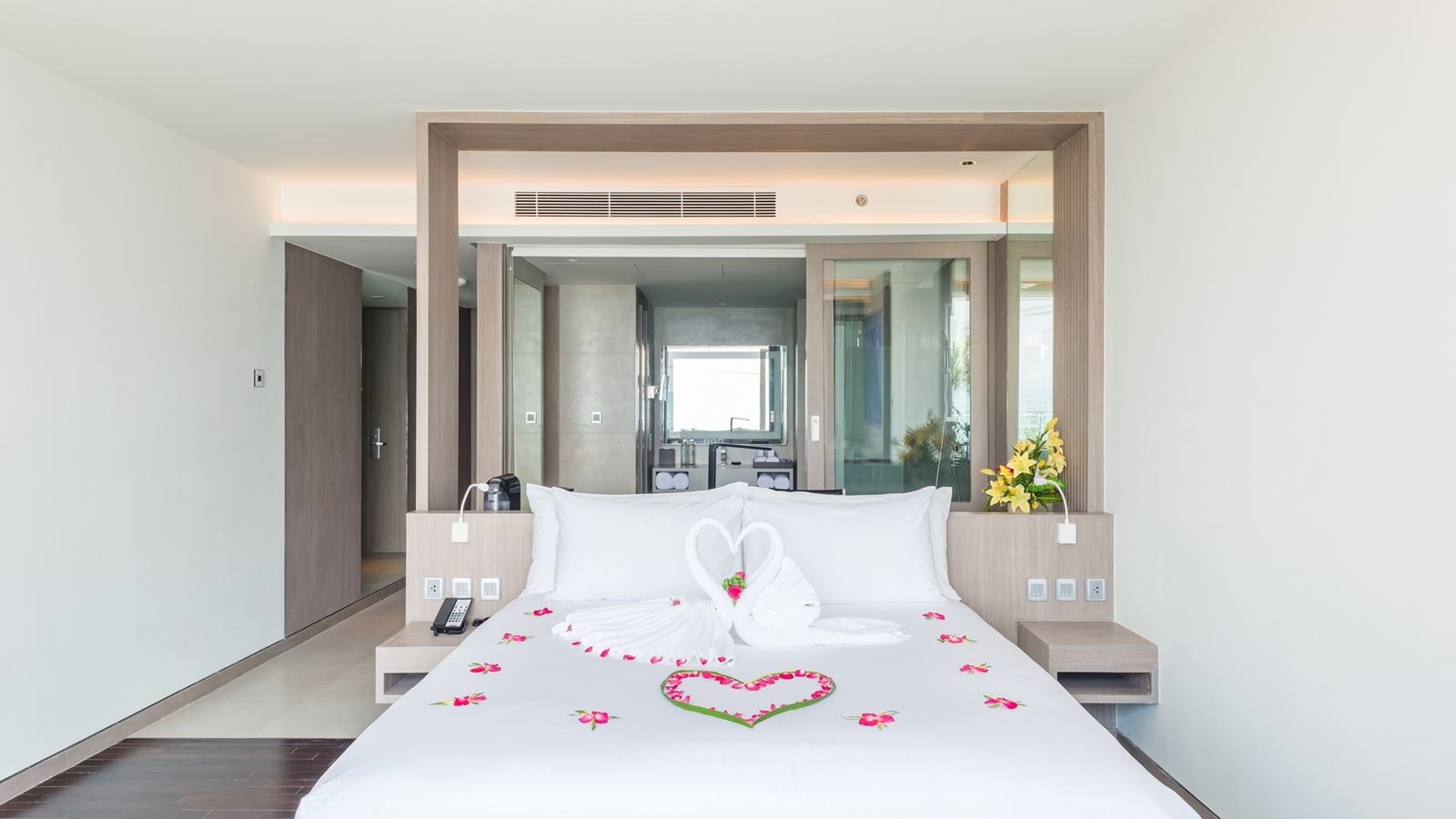 rooms-ocean-room