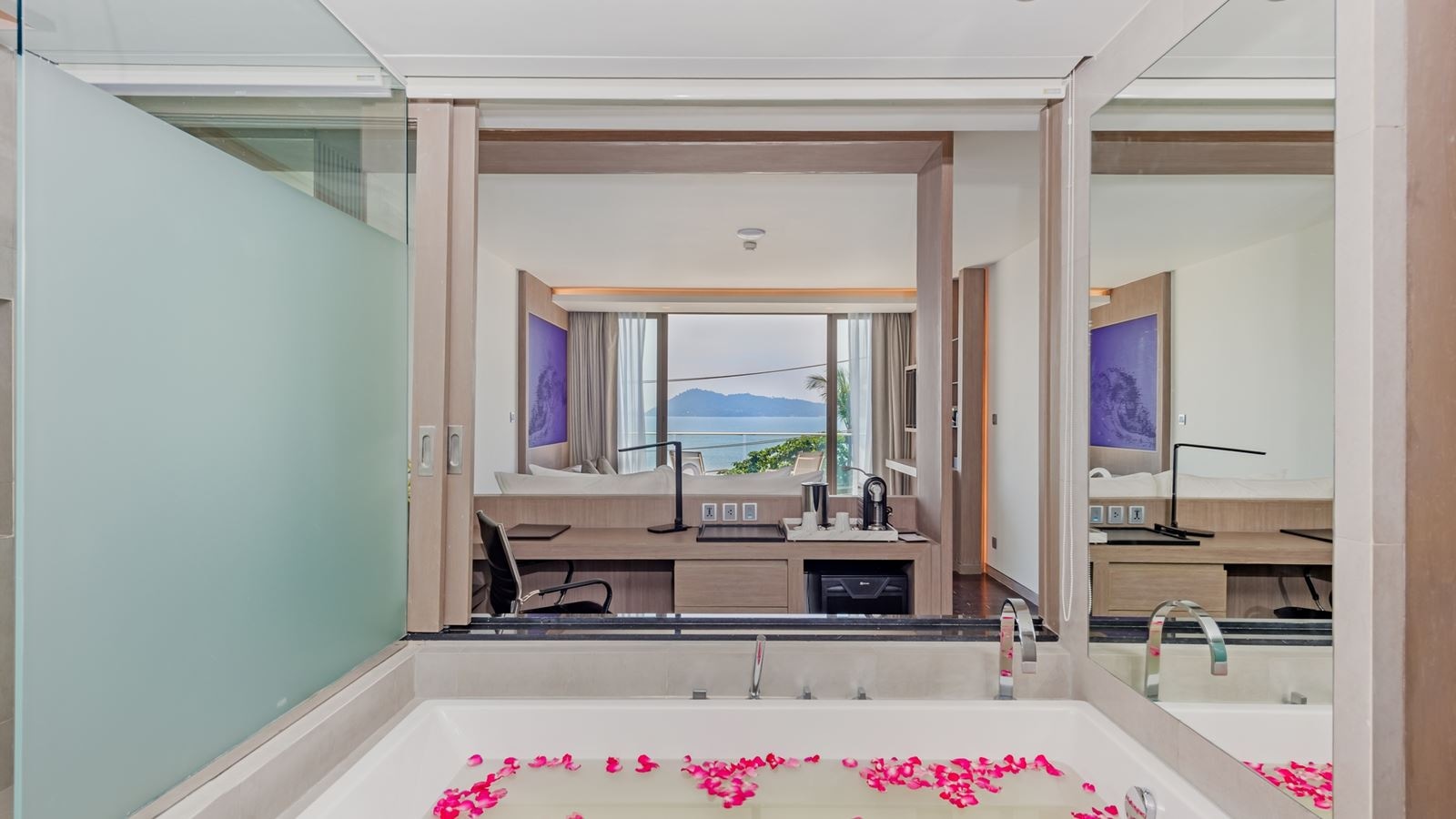 rooms-ocean-room