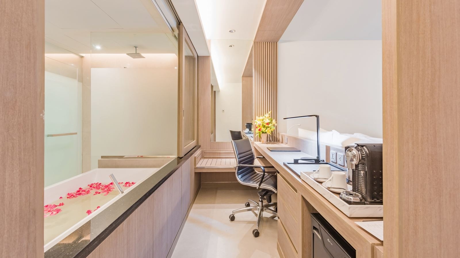 rooms-ocean-room