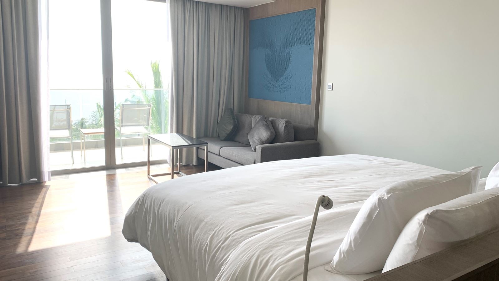 rooms-ocean-comfy