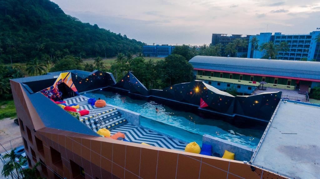 pools-pools