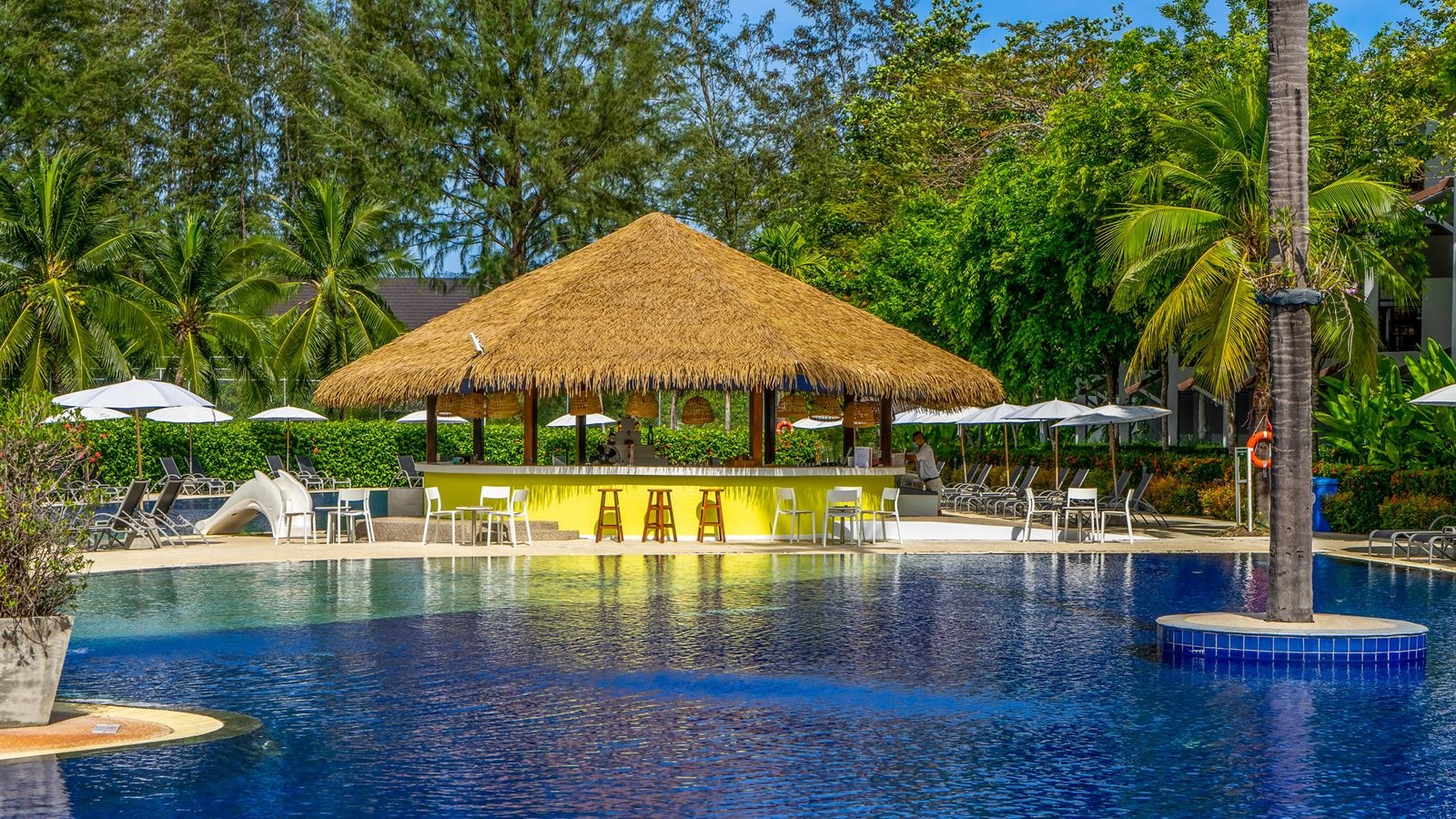 pools-outdoor-pool