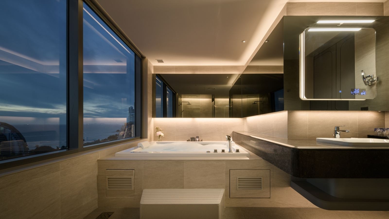 rooms-space-suite