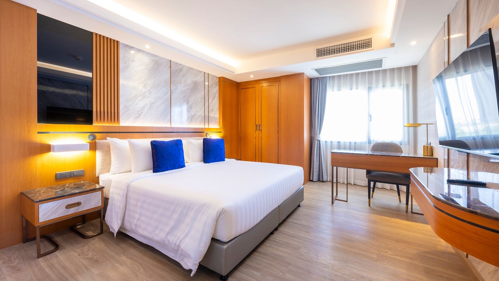 rooms-family-suite-garden-view