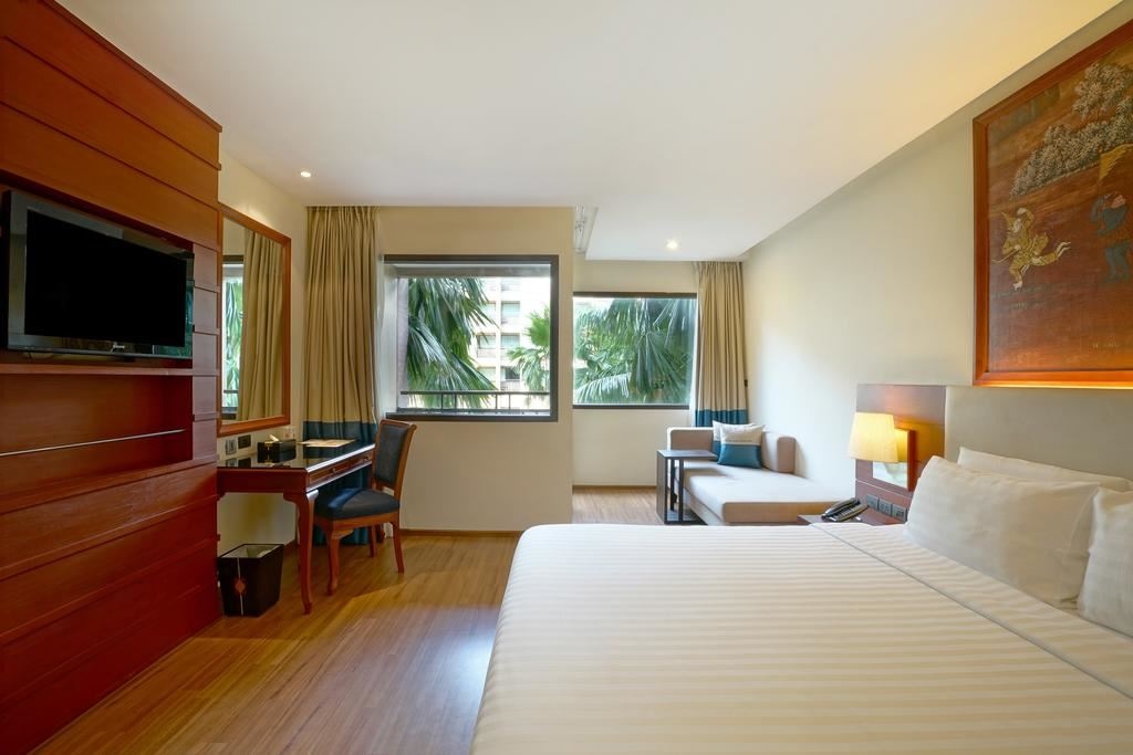 rooms-superior-pool-view