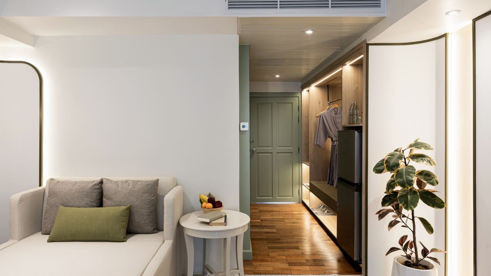 rooms-deluxe-room