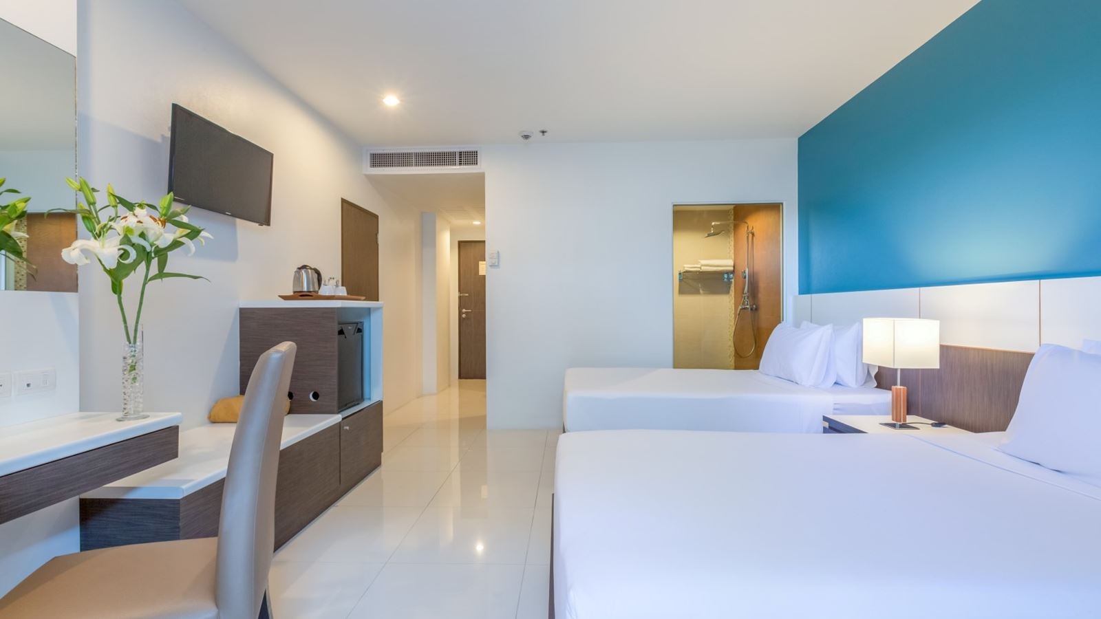 rooms-superior-room