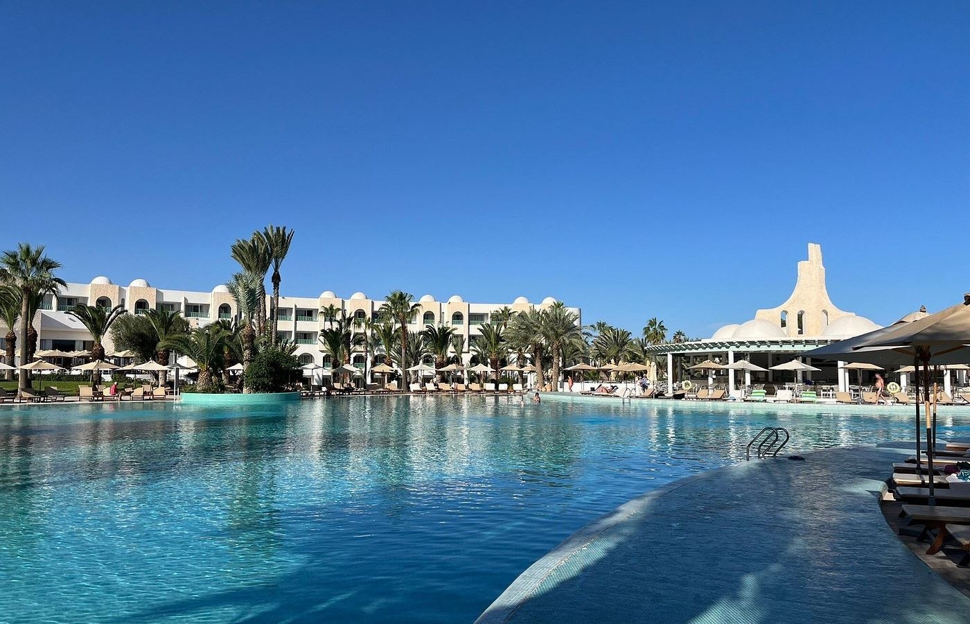 pools-outdoor-pool