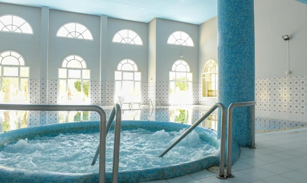 pools-indoor-pool