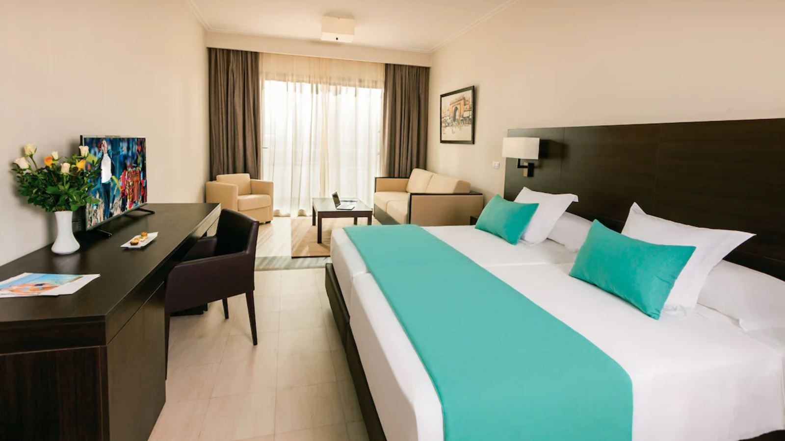 rooms-standard-partial-seaview