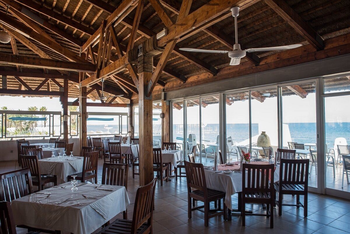 restaurants-restaurants