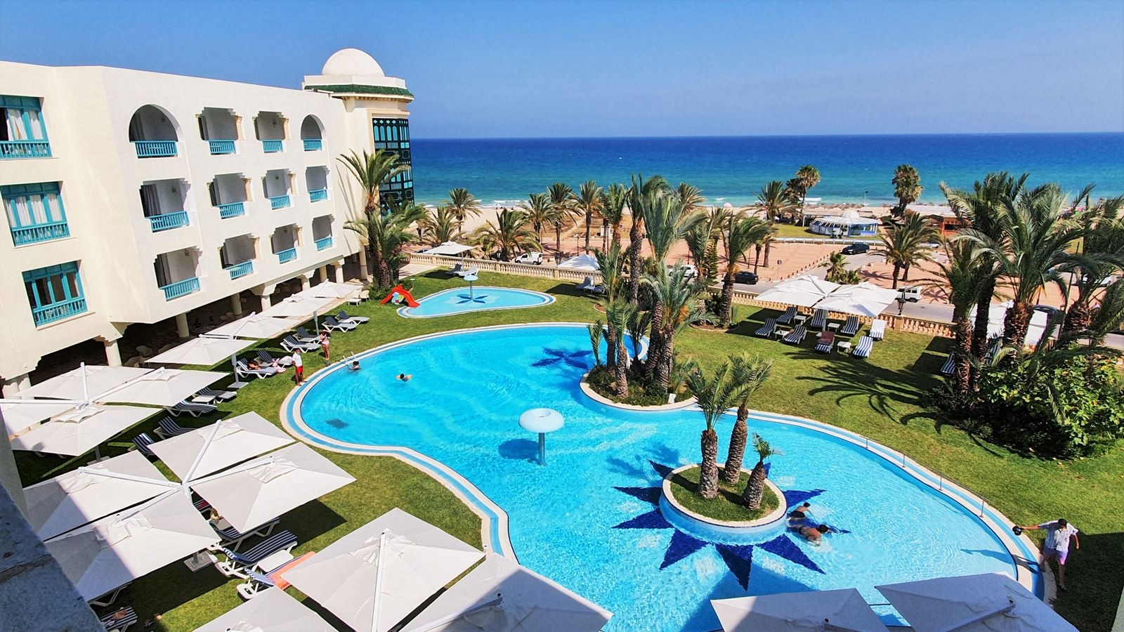 pools-outdoor-pool