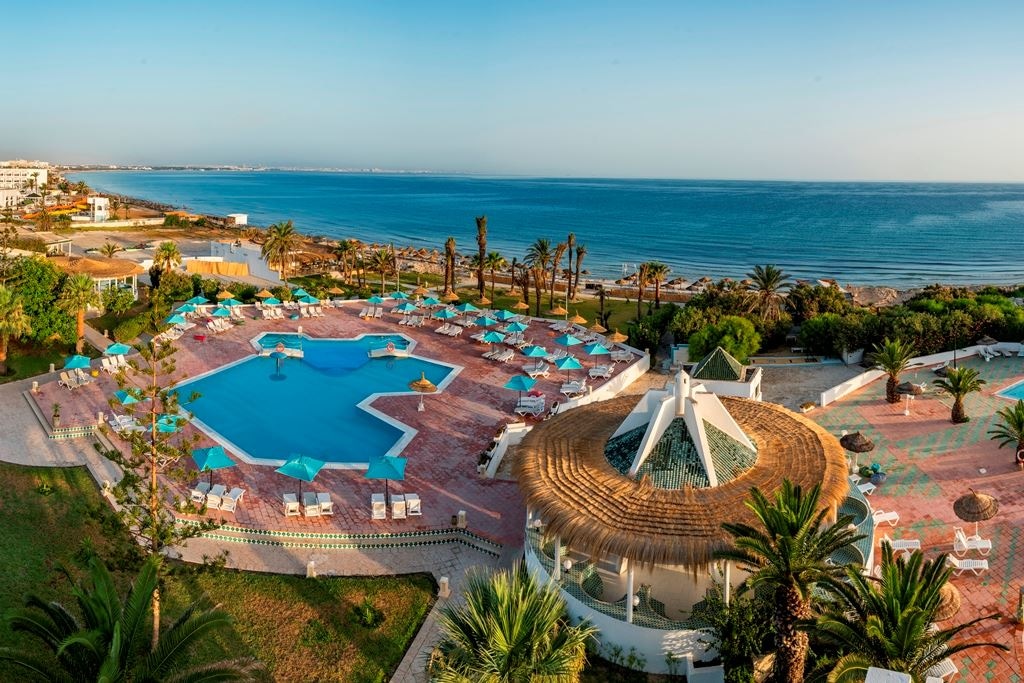 pools-outdoor-pool