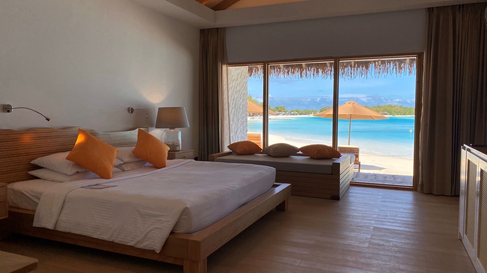 rooms-beach-bungalow