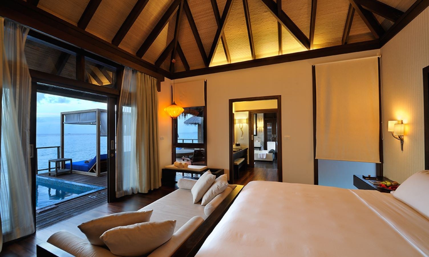 rooms-coco-residence-with-pool