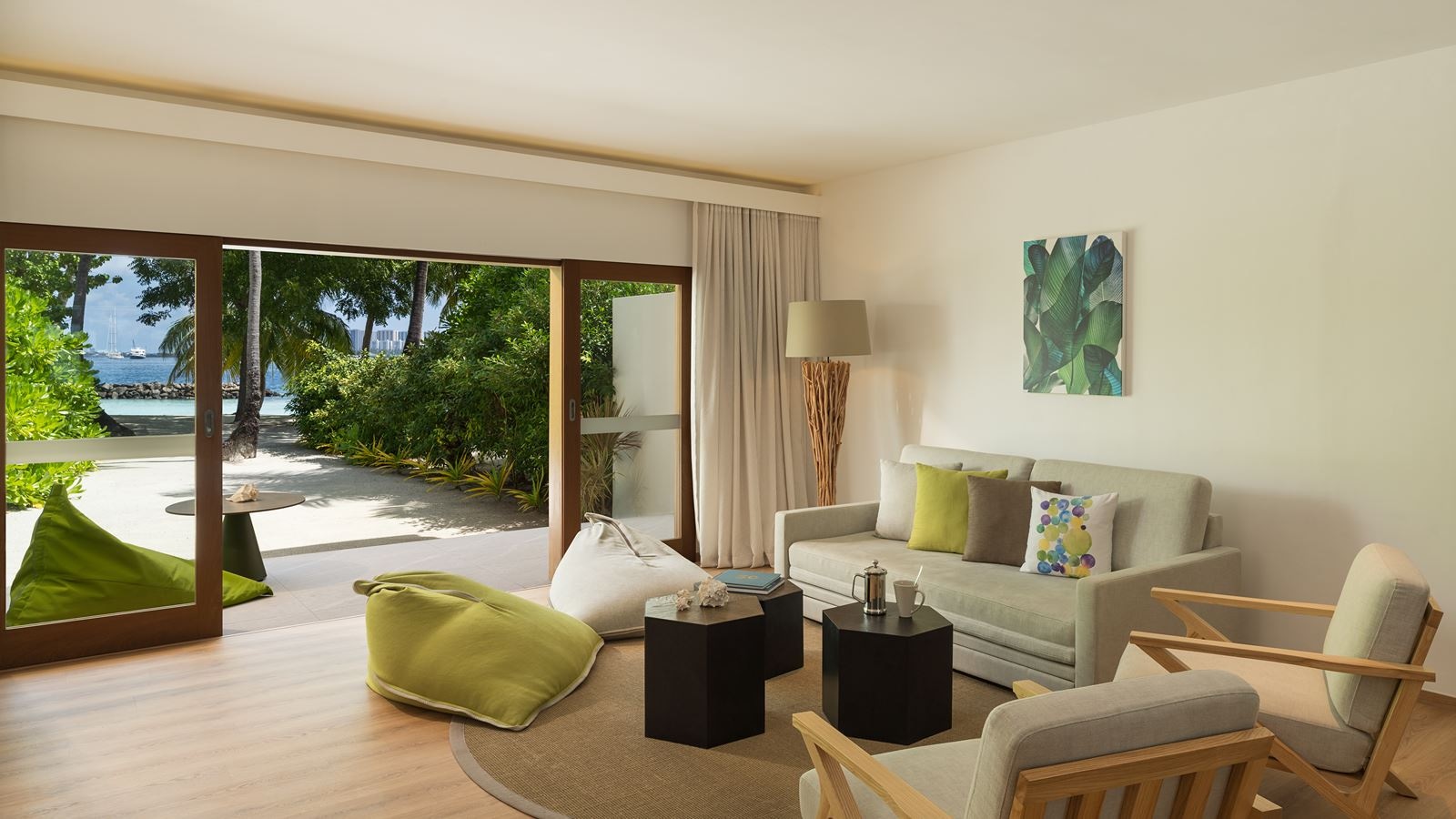 rooms-family-villa-with-pool