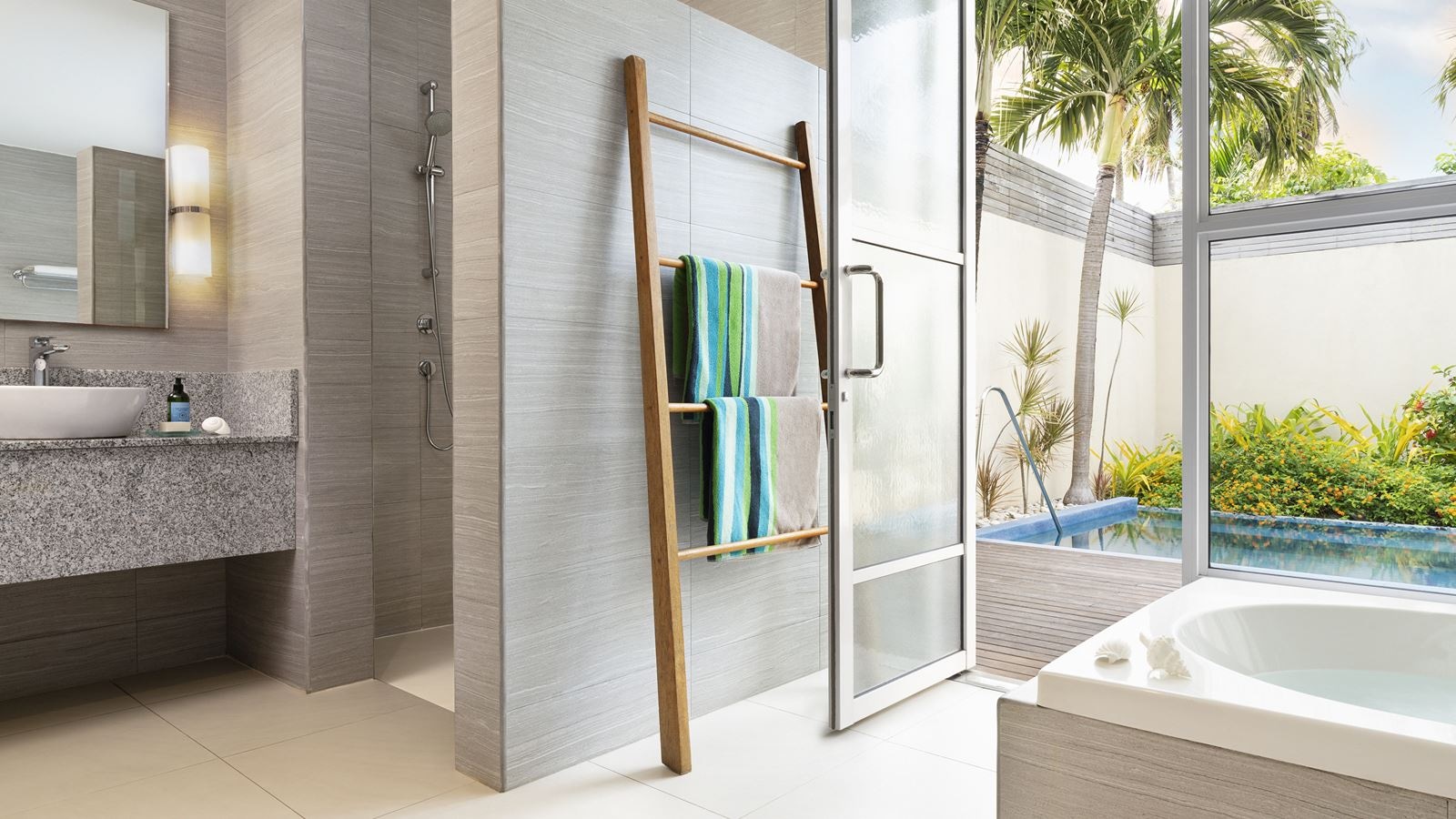 rooms-garden-pool-villa