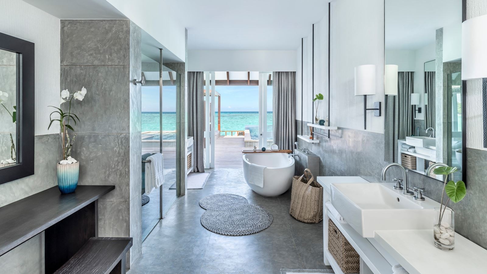 rooms-sunrise-water-villa-with-pool