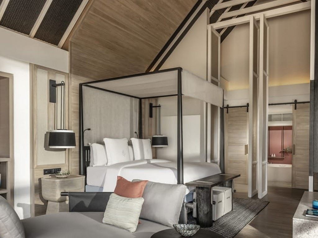 rooms-two-bedroom-oceanfront-bungalowpartial-sea-view